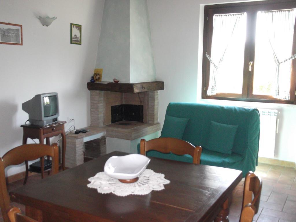 Il Laghetto Agriturismo Villa Манчано Стая снимка