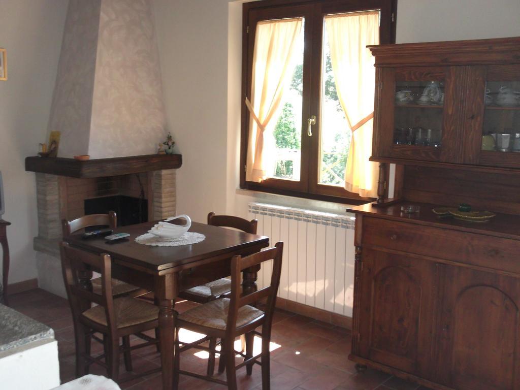 Il Laghetto Agriturismo Villa Манчано Стая снимка